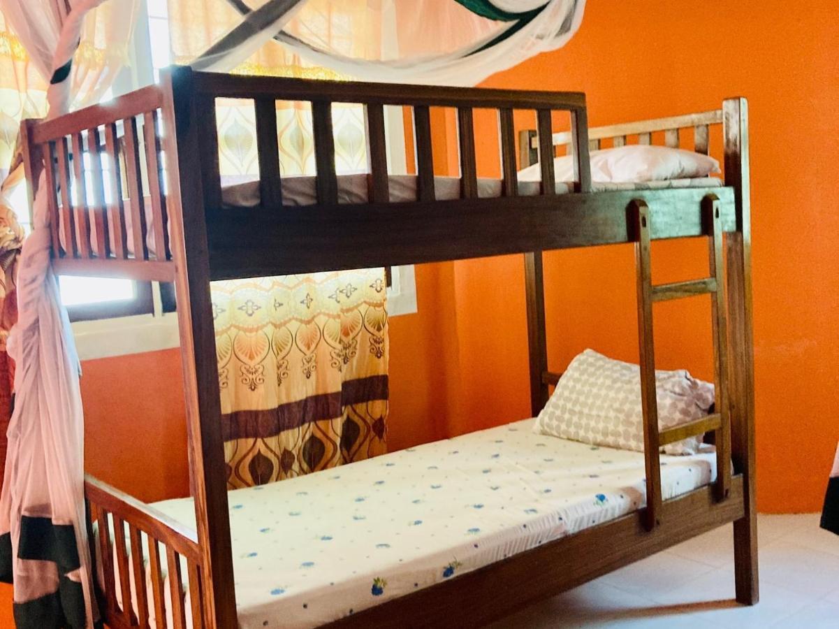 Kaure Sand Beach Lodge اوروا المظهر الخارجي الصورة