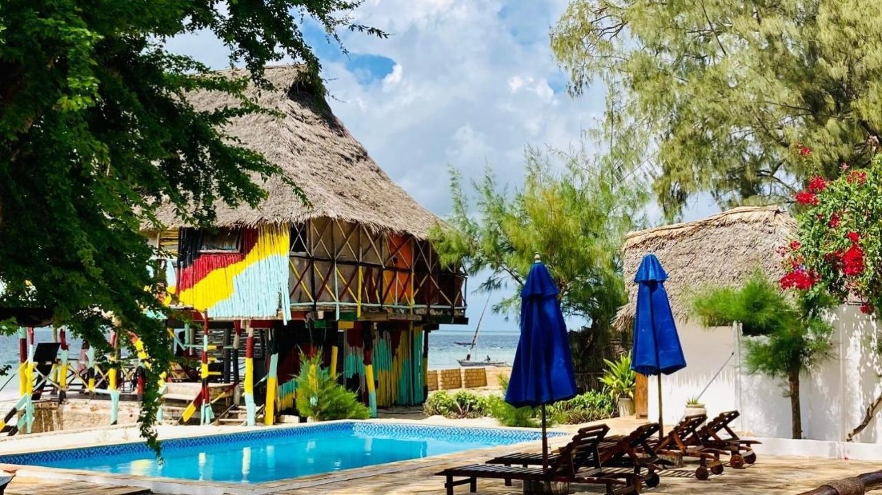 Kaure Sand Beach Lodge اوروا المظهر الخارجي الصورة
